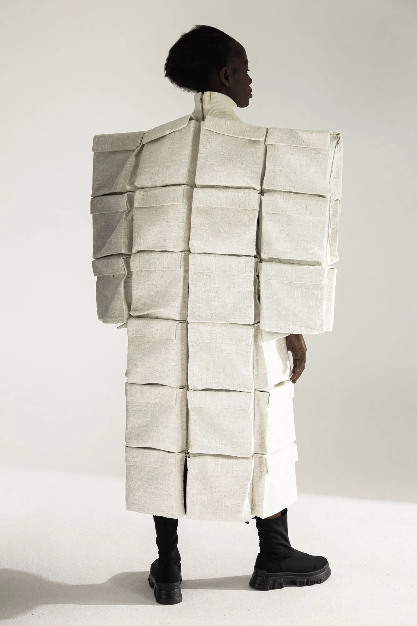 TRANSIT 3-way transforming piece: jumpsuit / coat